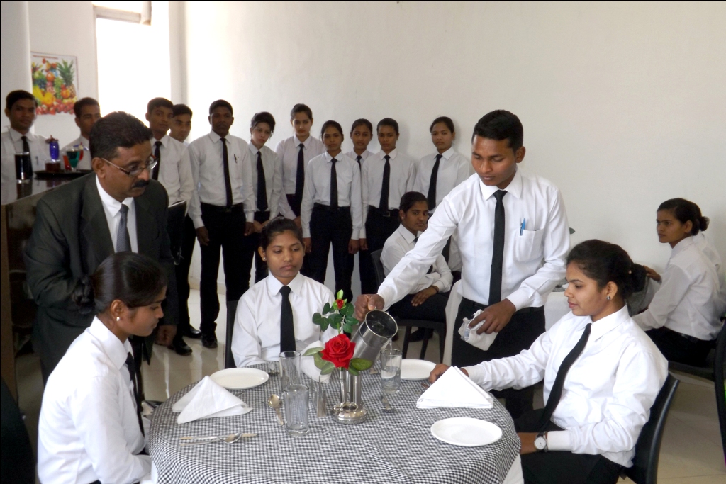 hotel-management-8